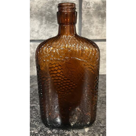 Vintage Brown Glass Bottle Flask Wine Oval One Pint Grapes - Picture 3 of 6